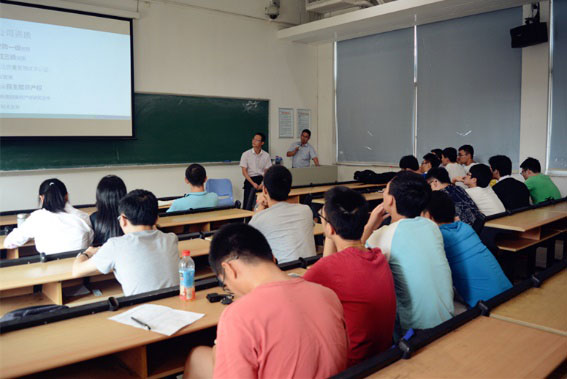 圖2 分享會(huì)現(xiàn)場(chǎng)