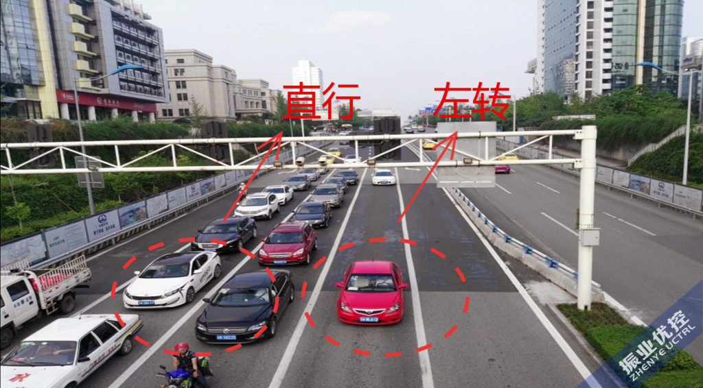 圖6 優(yōu)化前東進(jìn)口直行排隊(duì)長(zhǎng)度較長(zhǎng)