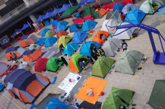 圖2 “振業(yè)優(yōu)控杯”城市露營節(jié)活動現(xiàn)場