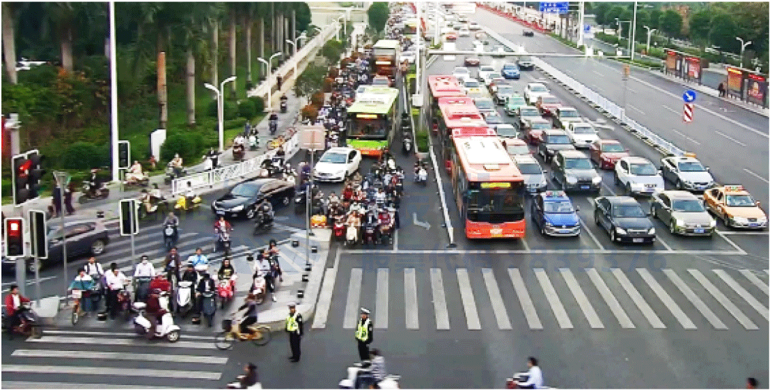 圖5 右轉(zhuǎn)機(jī)動(dòng)車與待行區(qū)內(nèi)的非機(jī)動(dòng)車產(chǎn)生沖突