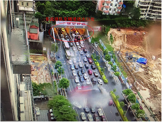 圖6 優(yōu)化前南進(jìn)口交通情況