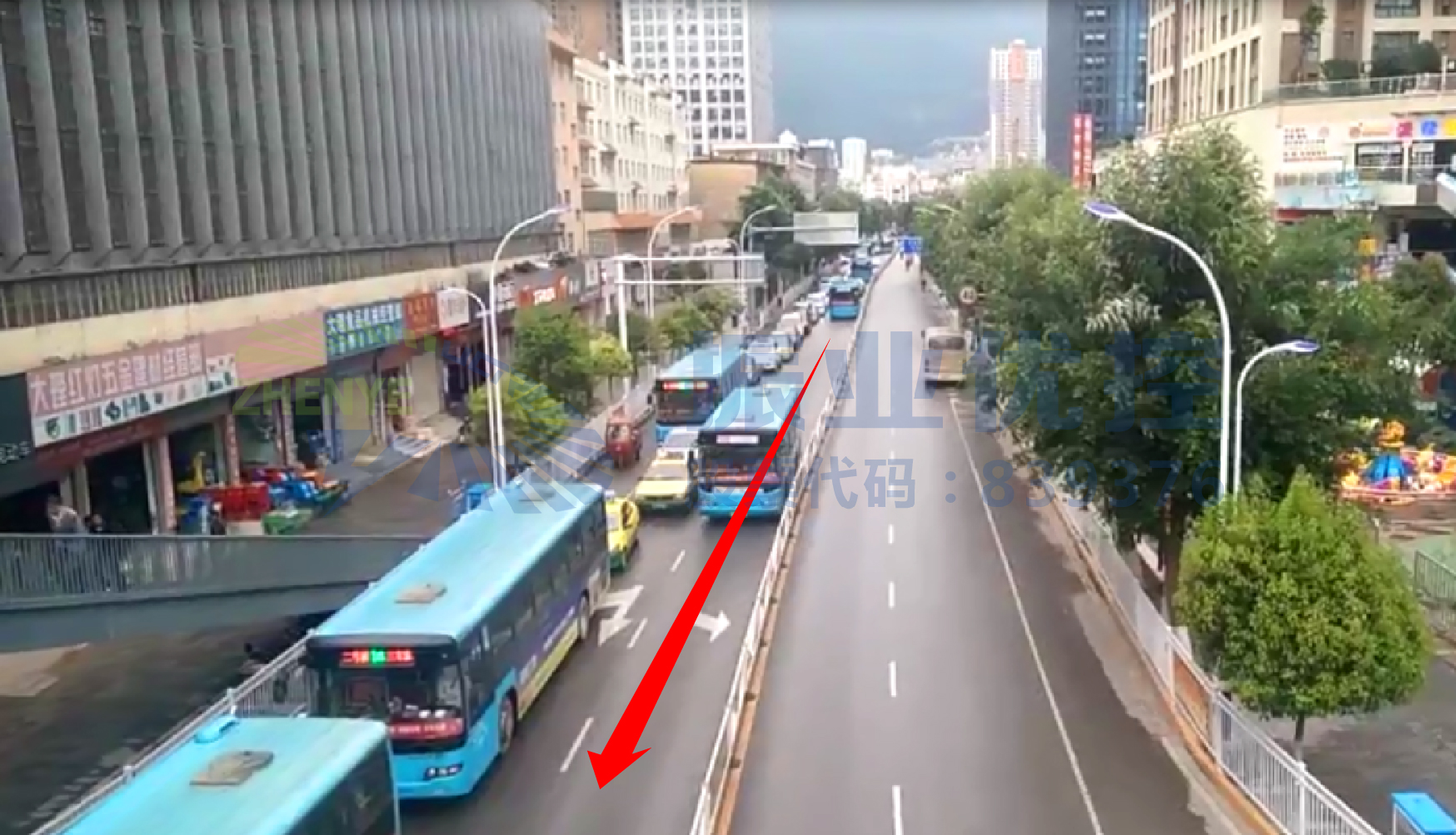 圖5?西進口車道條件較差