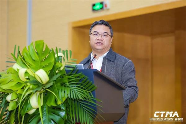 貴州省公安廳交通管理局辦公室主任兼科研所所長王斌