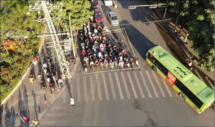 圖12 早高峰北進(jìn)口非機(jī)動車駛?cè)氪袇^(qū)(優(yōu)化后)