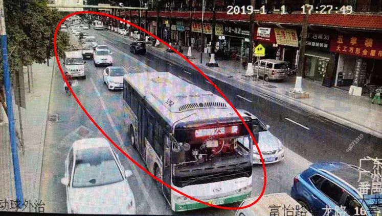 圖5 次晚高峰東進(jìn)口排隊(duì)較長(優(yōu)化前)