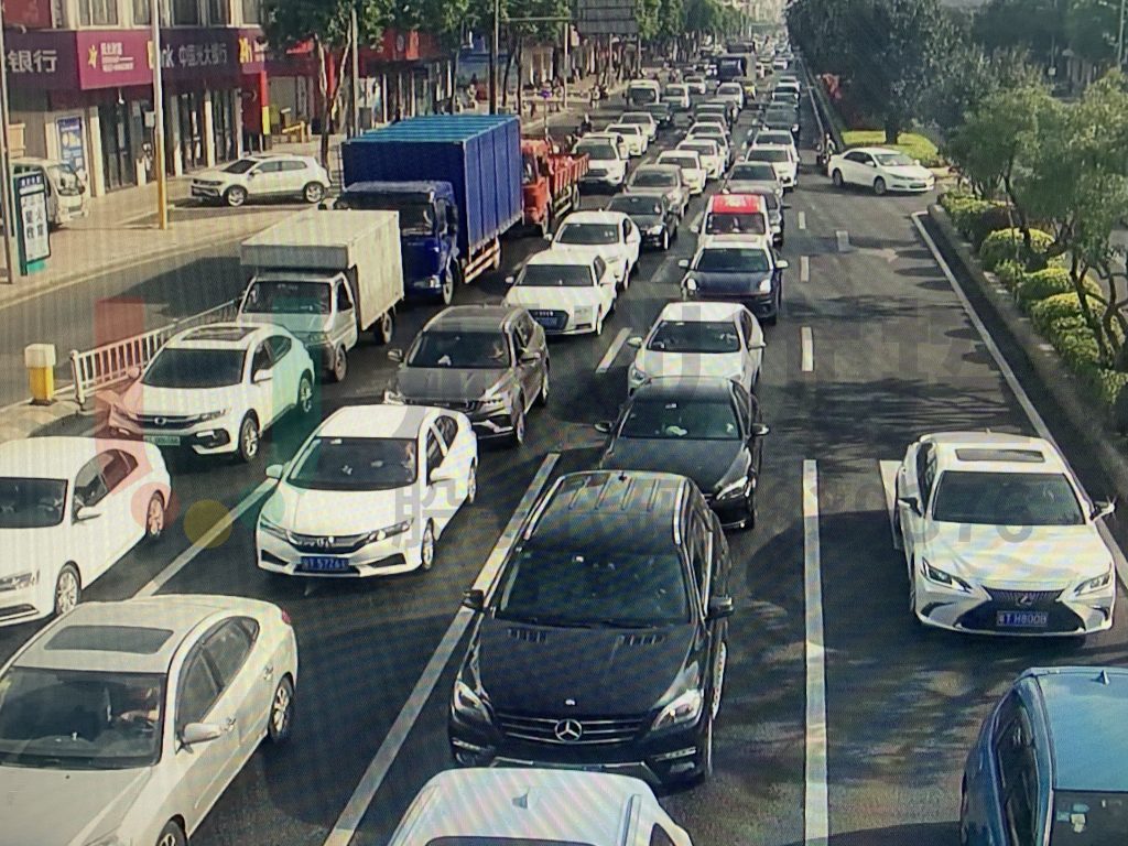 交通保障實(shí)行前后對(duì)比