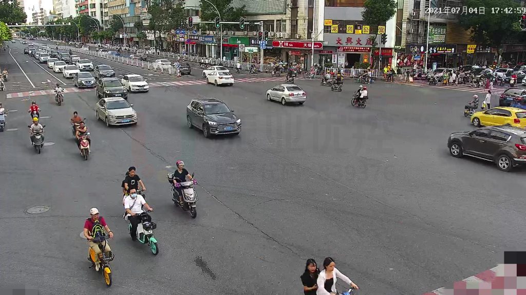 圖11 長(zhǎng)江-天山路口南進(jìn)口通行有序