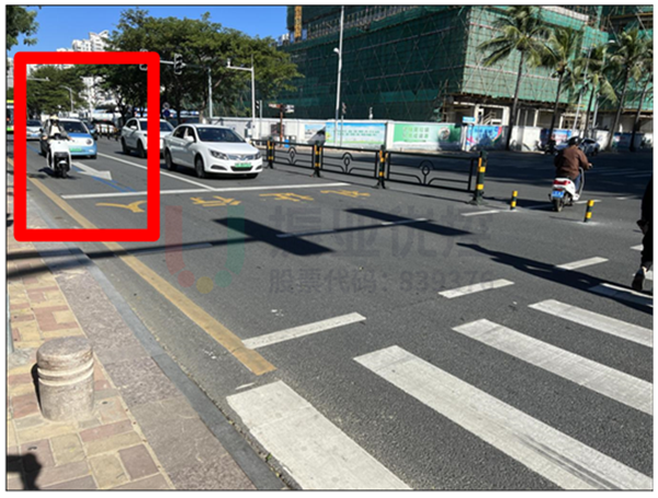 圖10 非機(jī)動車在專用道上行駛（優(yōu)化后）