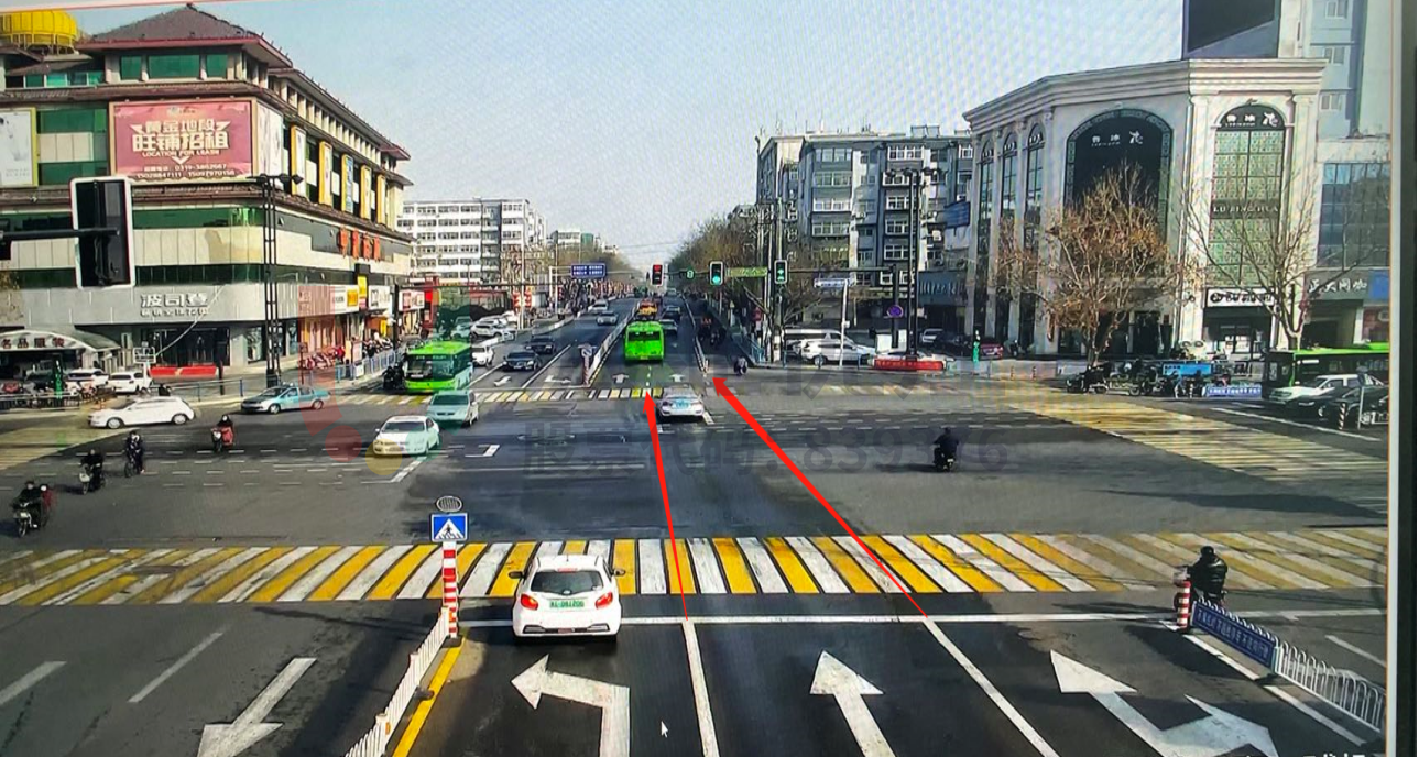 圖4 路口南進口與北出口車道不對稱