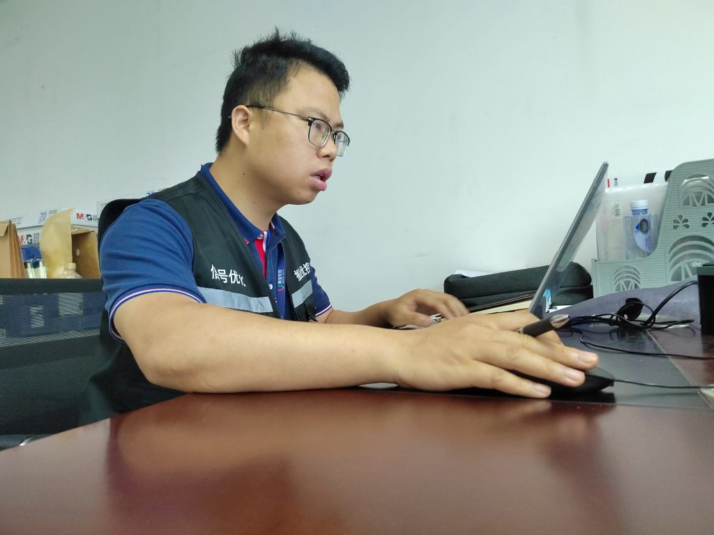 蒲明朋專家工作圖